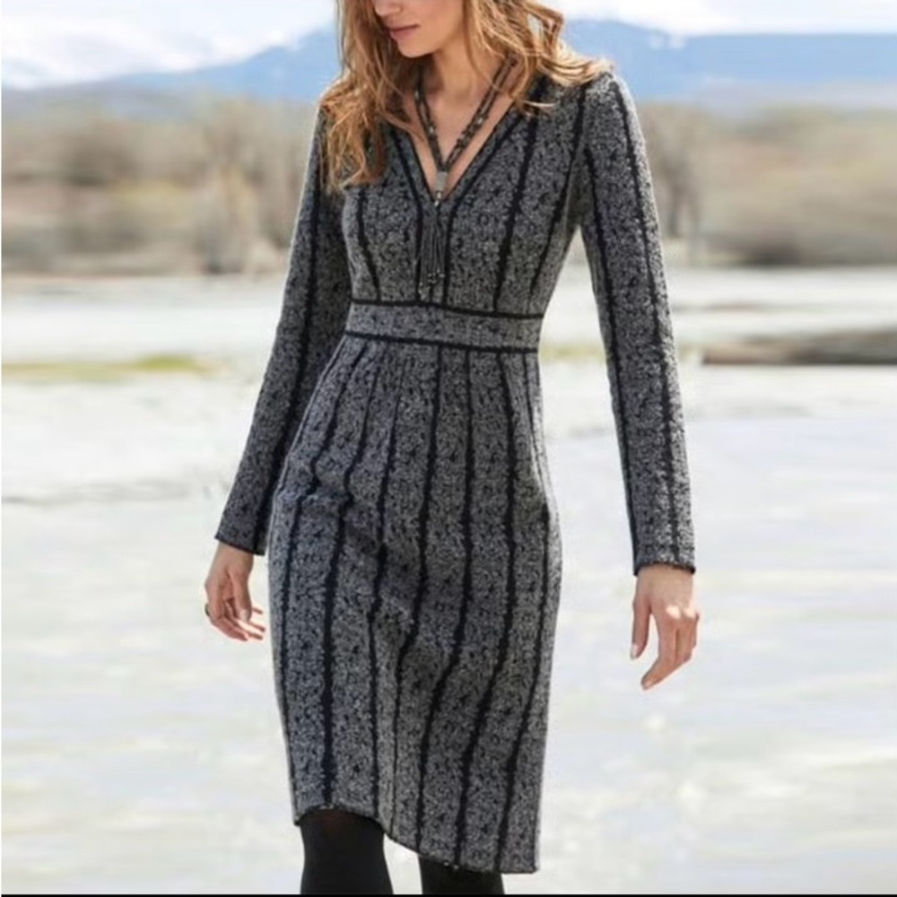 Peruvian Connection Black and Gray Long Sleeve Knit Dress